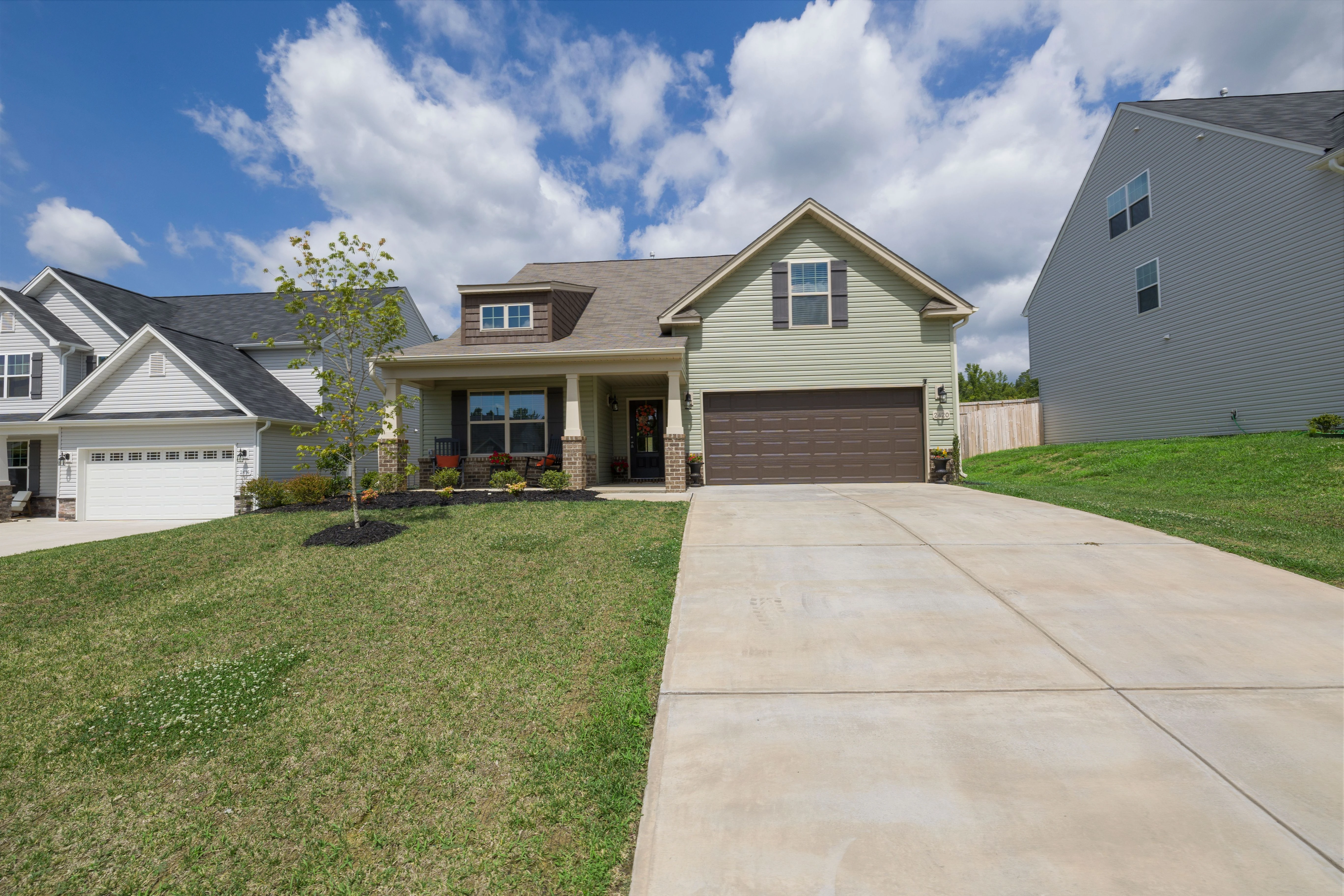 Residential garage door in Mountainaire